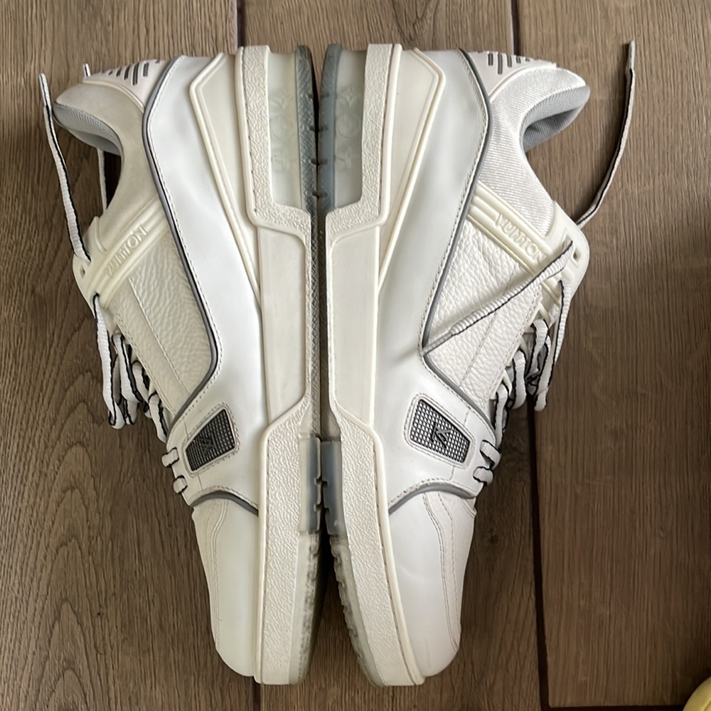 Louis Vuitton Sneakers 👟 - Picture 12 of 13